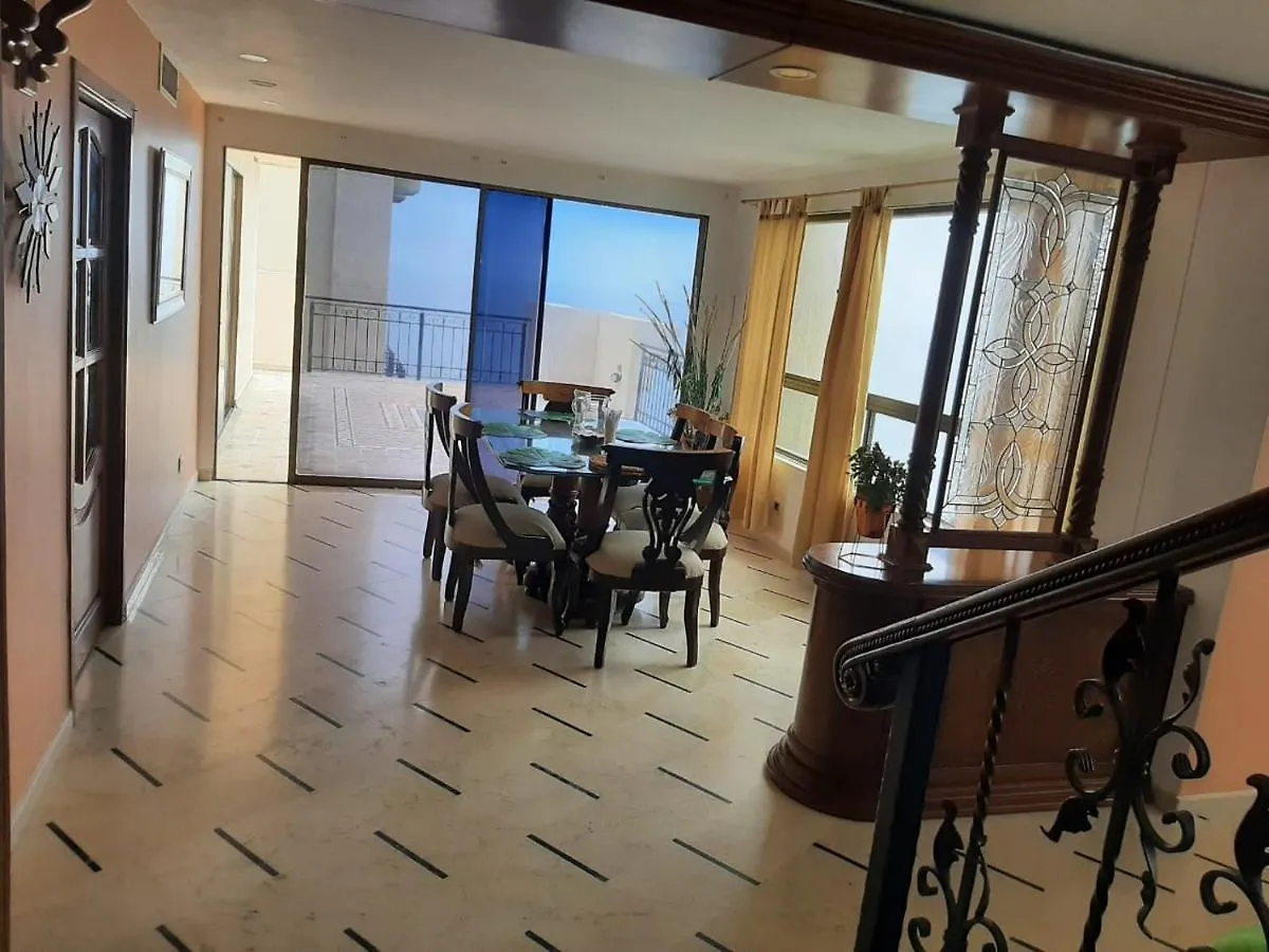 Apartamento con Vista al Mar en Santa Marta Rodadero Colombia
