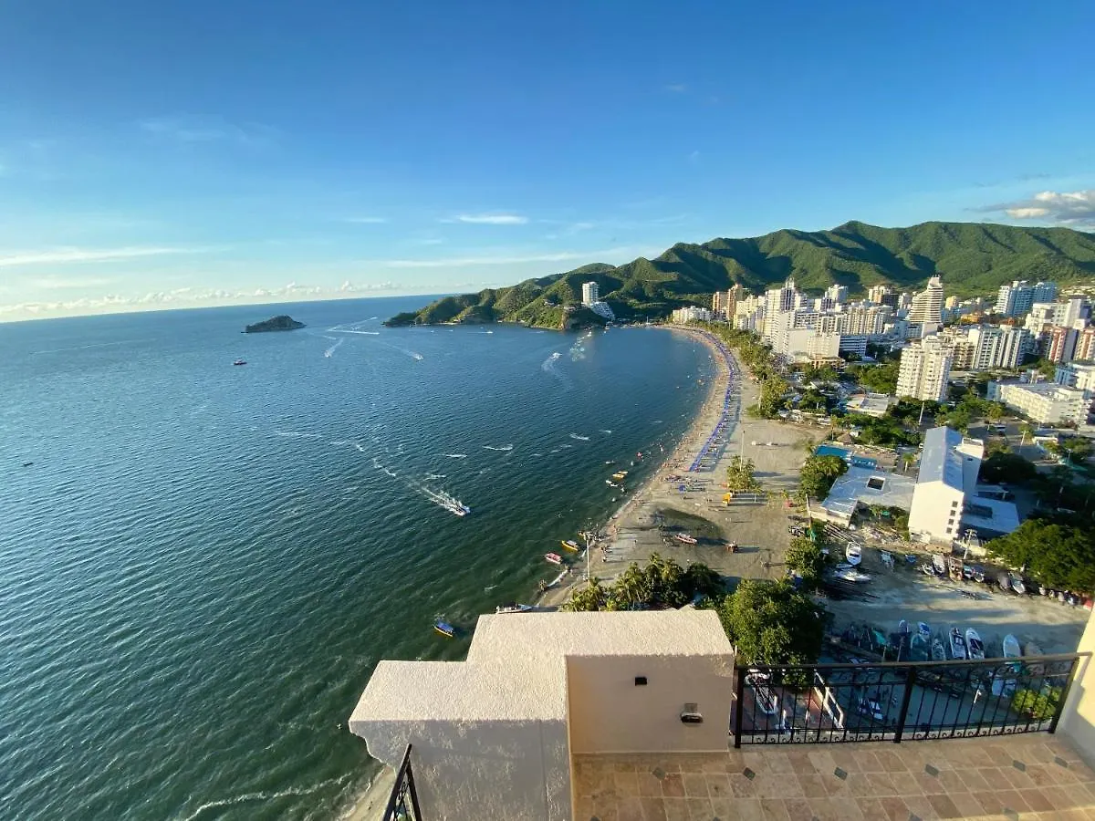 Apartamento con Vista al Mar en Santa Marta Rodadero Colombia
