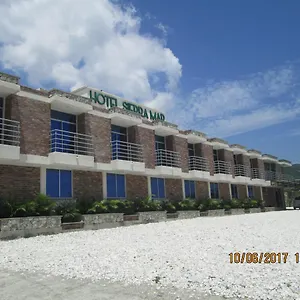 Sierra Mar Hotel